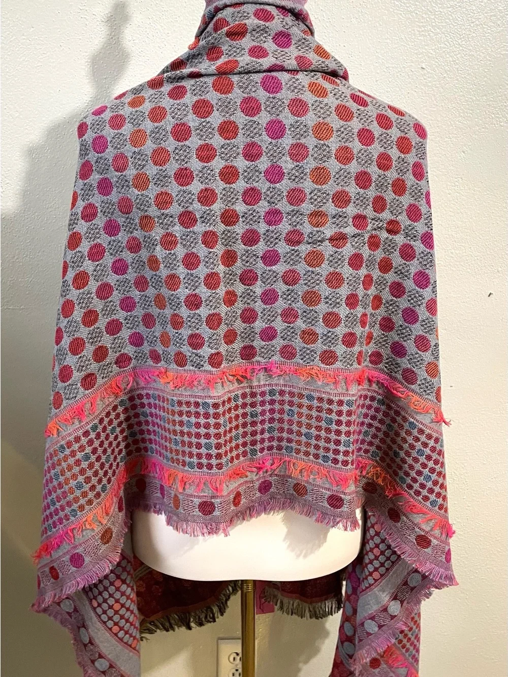 Mi Princena Ines NWT Gray Pink Polka Dot Woven Shawl Wrap Fringe Wool Scarf